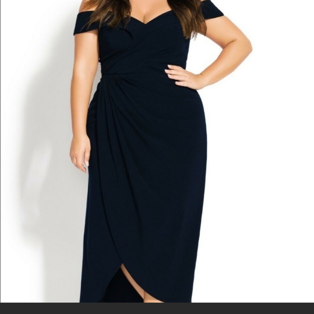 City chic off the shoulder dress in navy